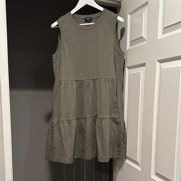 ME + EM olive knit sleeveless summer dress. Size 12 - Picture 1 of 5